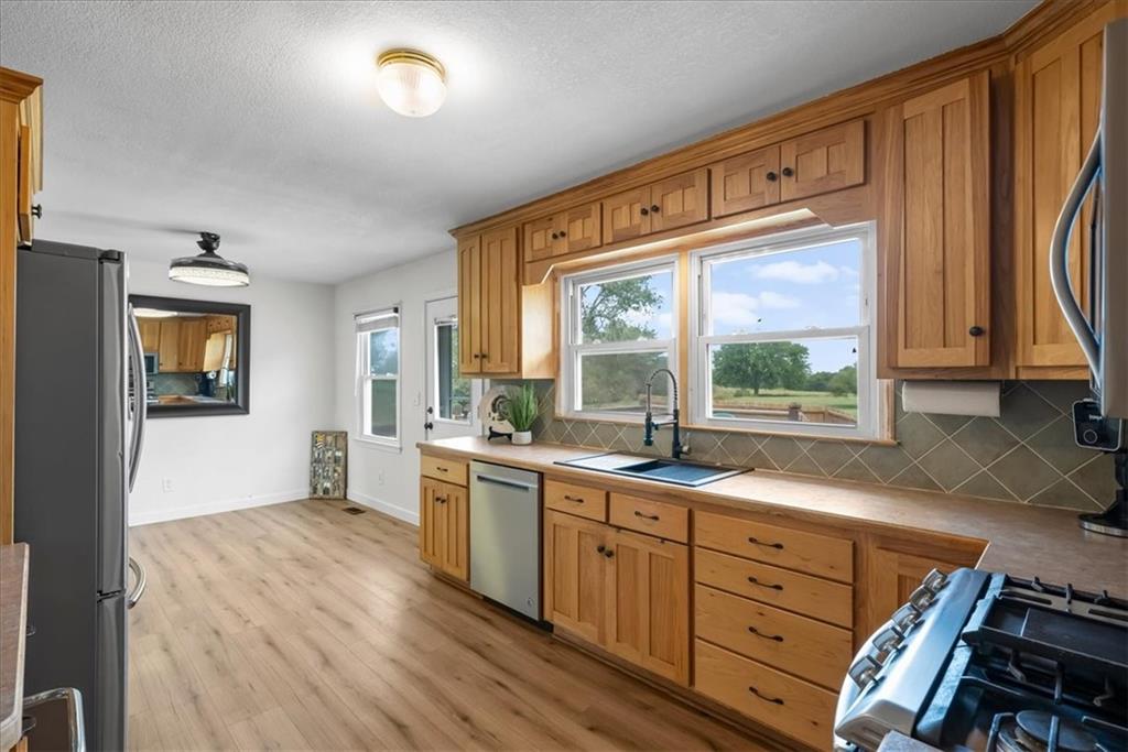 22014 West 223rd Street Spring Hill, KS 66083 - Photo 14 of 47