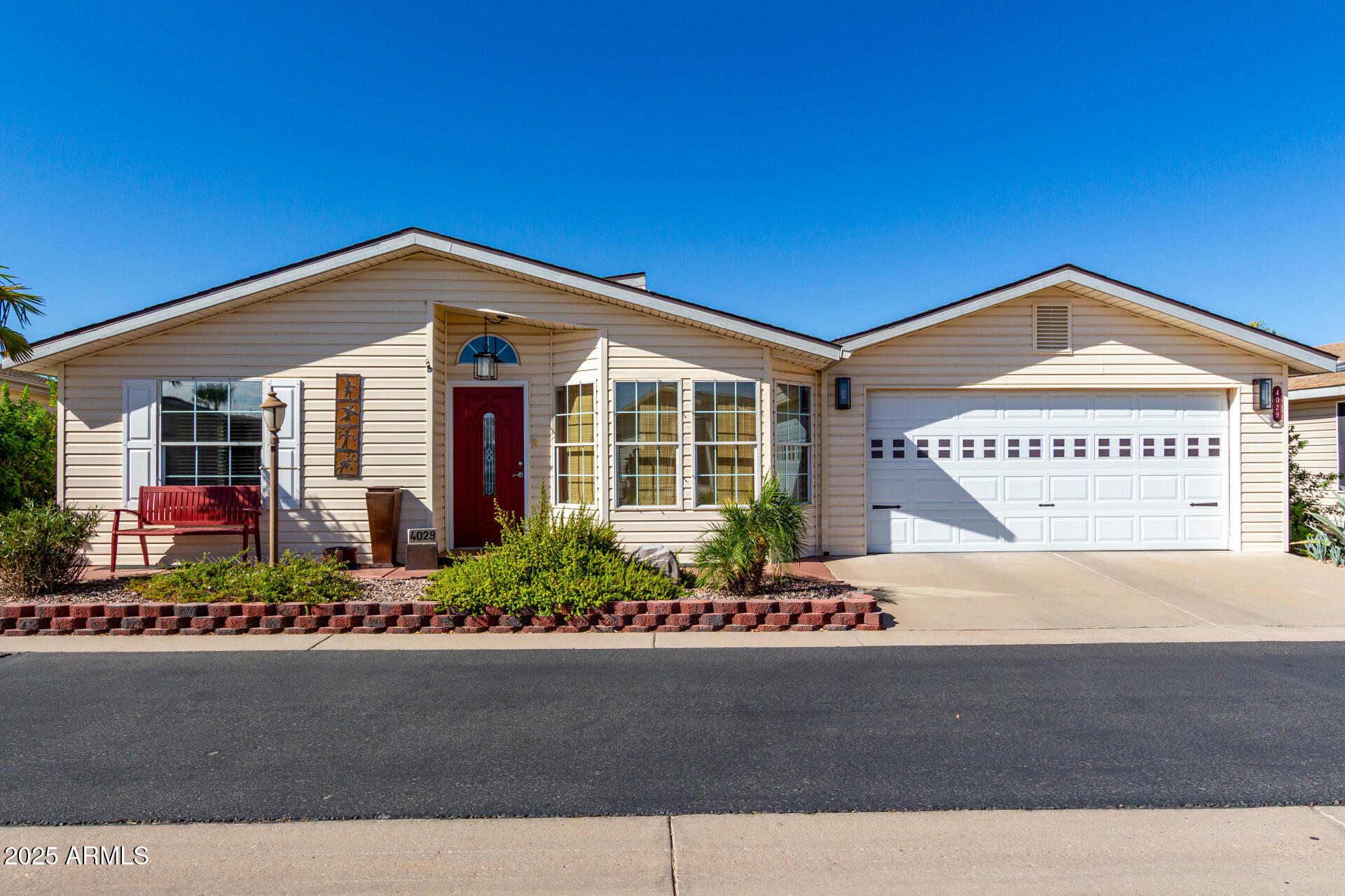 3301 South Goldfield Road, Unit 4029 Apache Junction, AZ 85119 - Photo 2 of 34 02 Goldfield