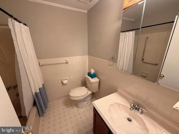 $2,250 | 19 Lyford Court, Toms River, NJ 08757