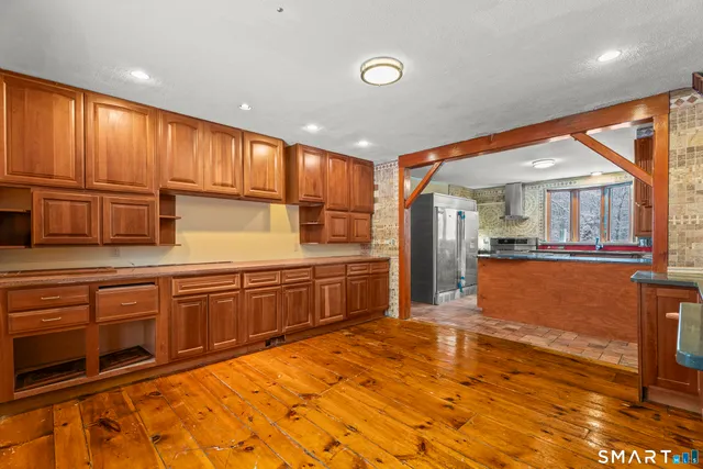 $649,900 | 4 Tarklin Hill Road, Voluntown, CT 06384