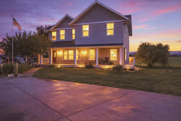 $1,199,000 | 6321 East Peone Road, Mead, WA 99021