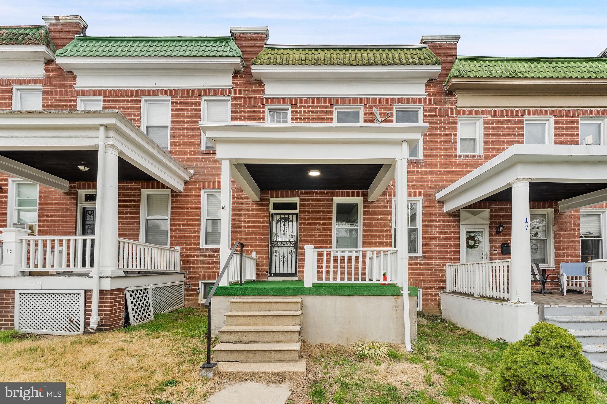 15 South Tremont Road Baltimore, MD 21229 - Photo 3 of 26