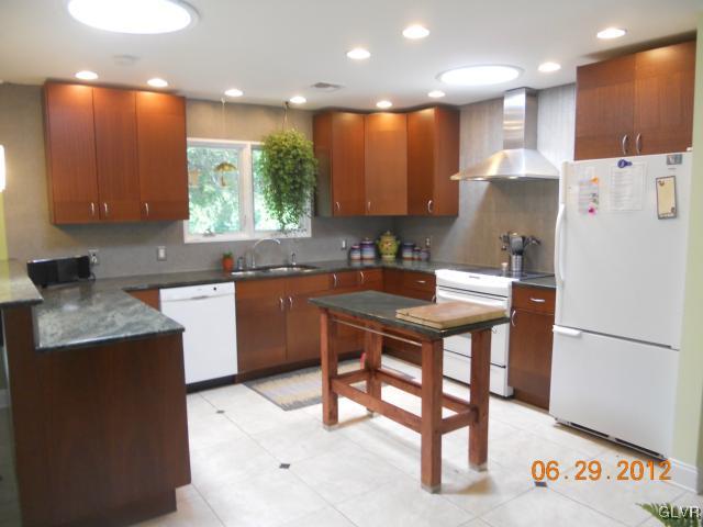 6361 Meadowview Road Germansville, PA 18053 - Photo 3 of 25 Gallery Image 3