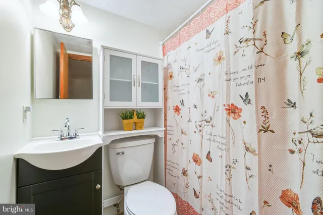 $189,998 | 274 The Hill Road, Unit 13A, Basye, VA 22810