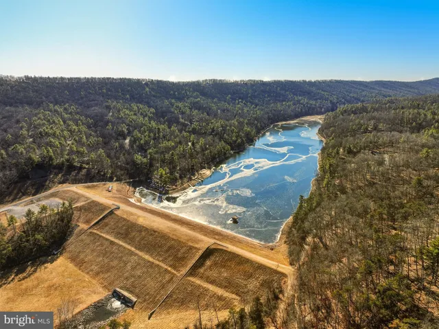 $189,998 | 274 The Hill Road, Unit 13A, Basye, VA 22810