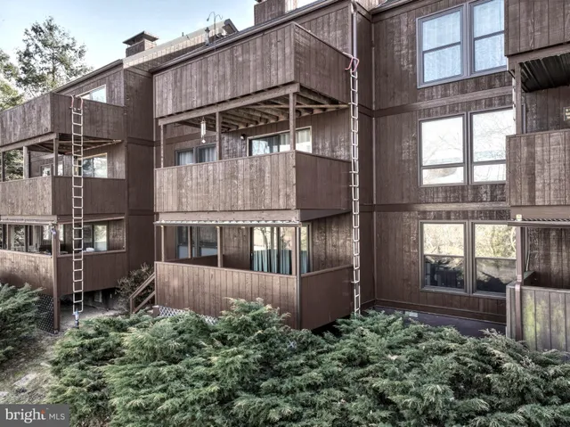 $189,998 | 274 The Hill Road, Unit 13A, Basye, VA 22810