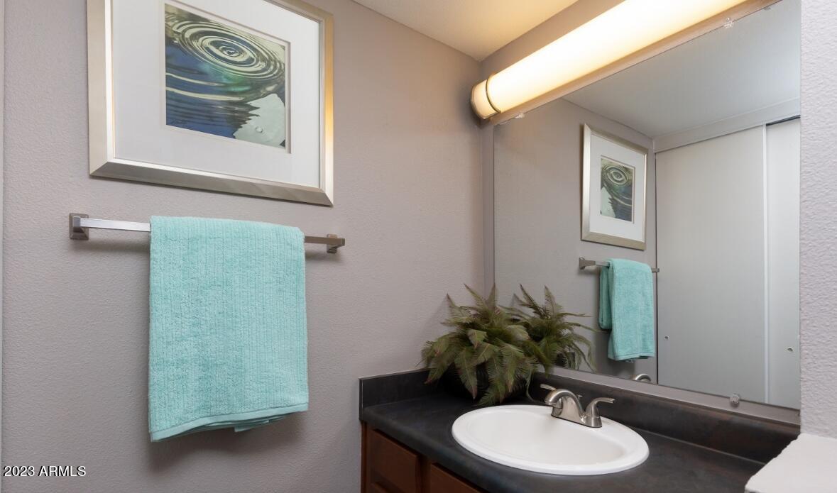 6201 West Olive Avenue, Unit A2 Glendale, AZ 85302 - Photo 9 of 14 Bathroom