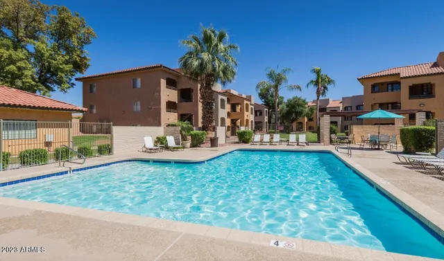 $845 | 6201 West Olive Avenue, Unit A2, Glendale, AZ 85302