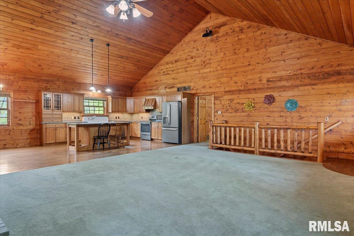 310 Pine Ridge Lane Athens, IL 62613 - Photo 15 of 67