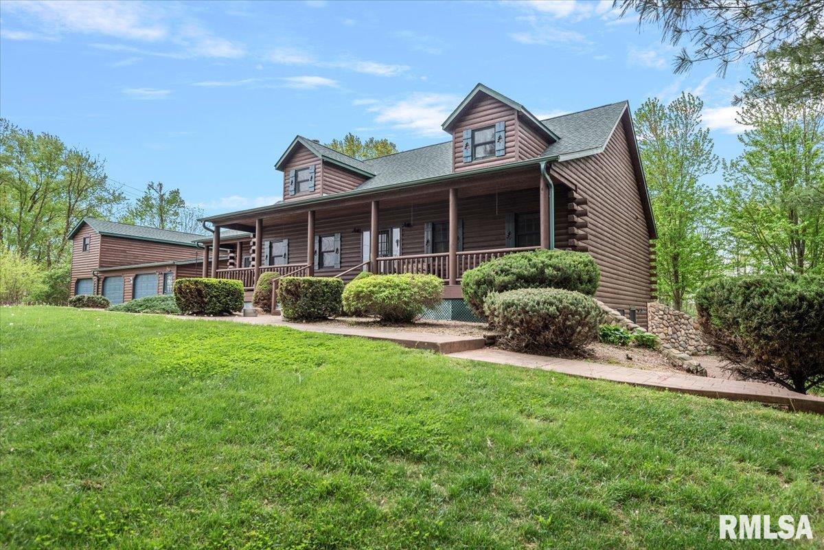 310 Pine Ridge Lane Athens, IL 62613 - Photo 3 of 67