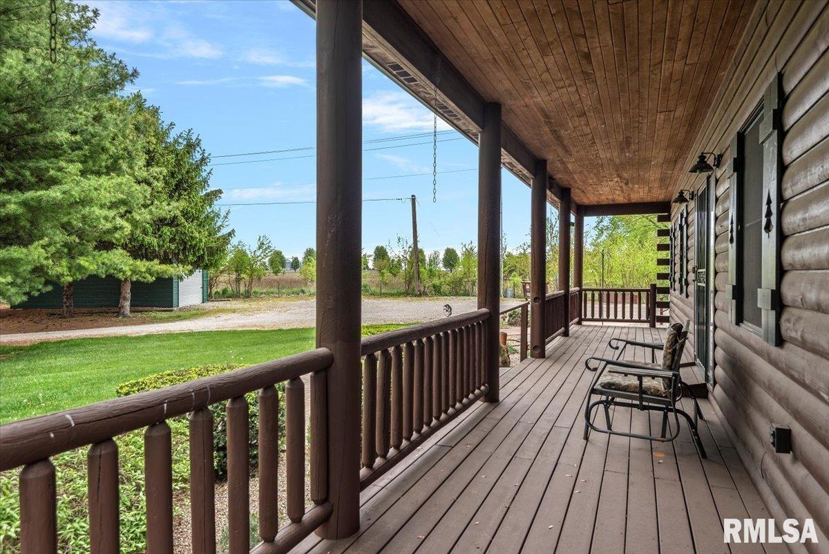 310 Pine Ridge Lane Athens, IL 62613 - Photo 6 of 67