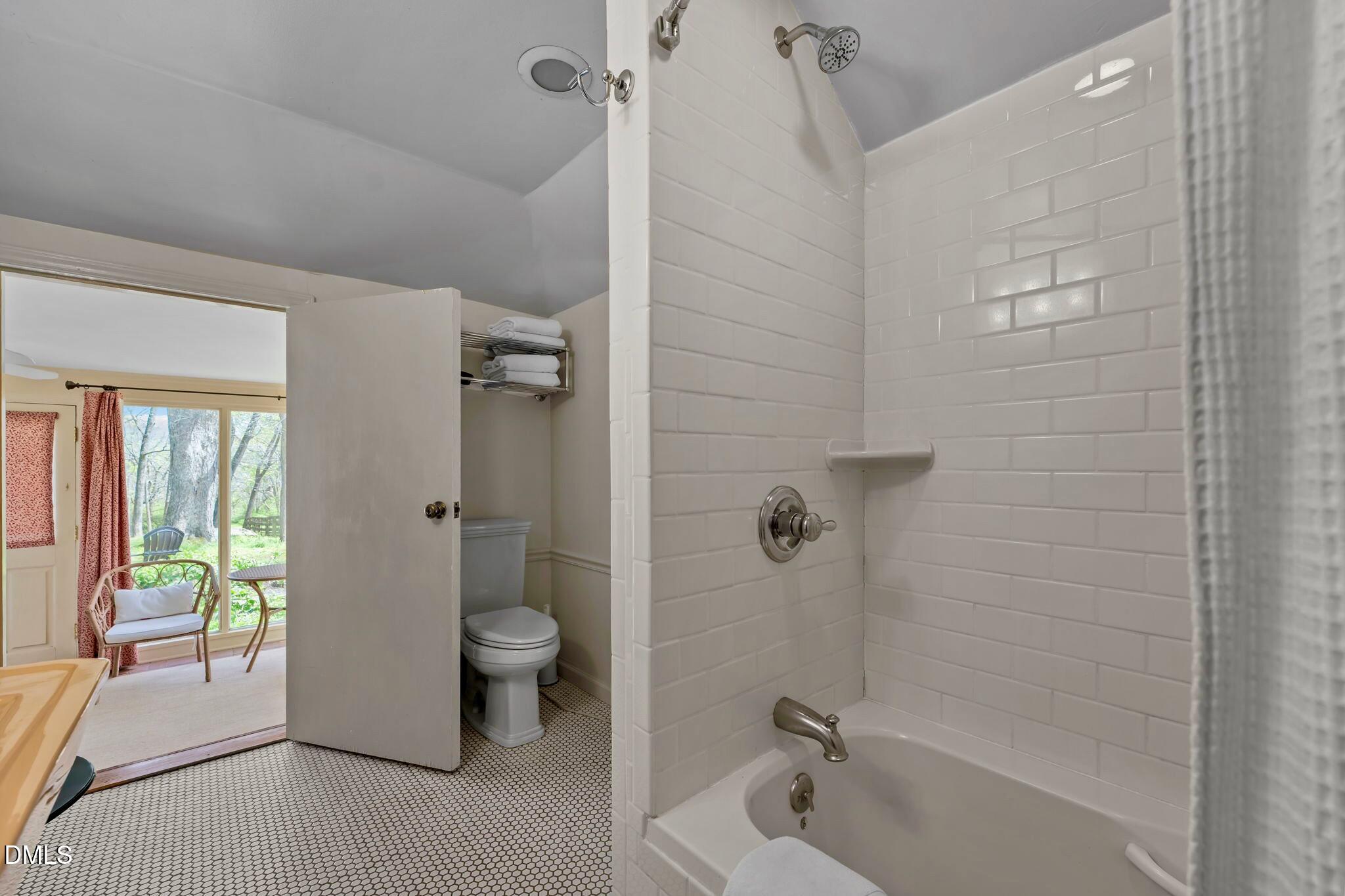 6720 Mebane Oaks Road Mebane, NC 27302 - Photo 62 of 85 55