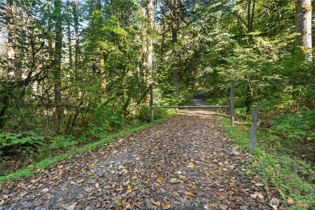 $399,000 | 7171 Green Valley Drive, Deming, WA 98244