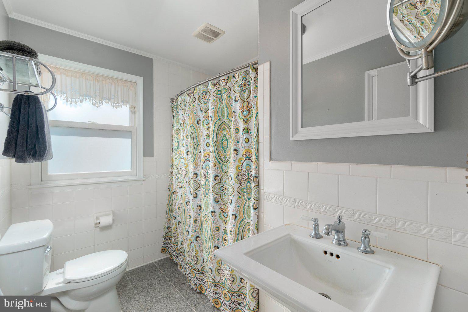 8817 Wolverton Road Baltimore, MD 21234 - Photo 18 of 41 Gallery Image 18