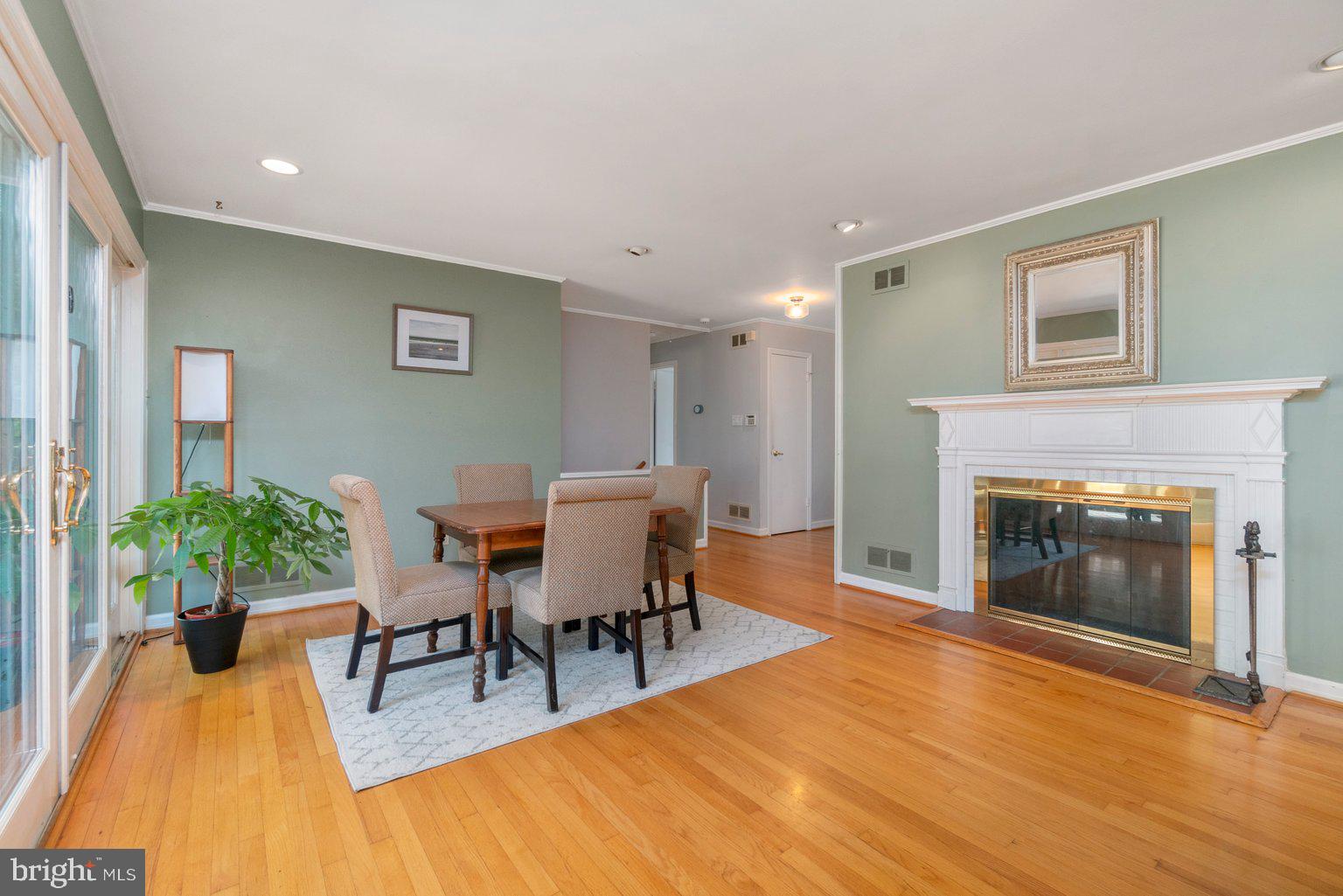 8817 Wolverton Road Baltimore, MD 21234 - Photo 3 of 41 Gallery Image 3