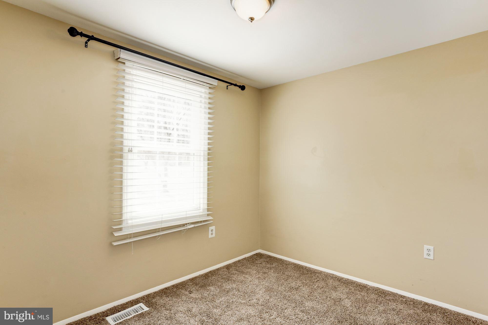 5828 Canvasback Road Burke, VA 22015 - Photo 31 of 39 Gallery Image 31