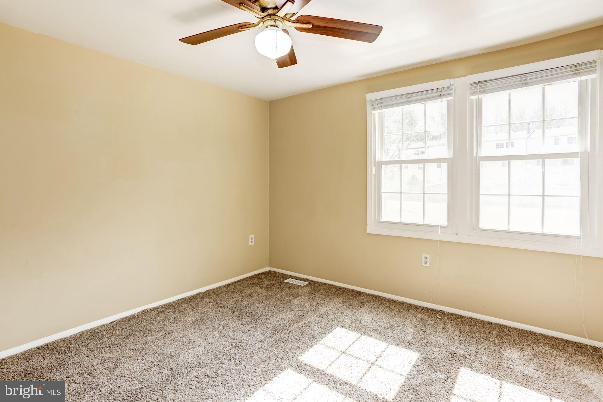 5828 Canvasback Road Burke, VA 22015 - Photo 33 of 39 Gallery Image 33