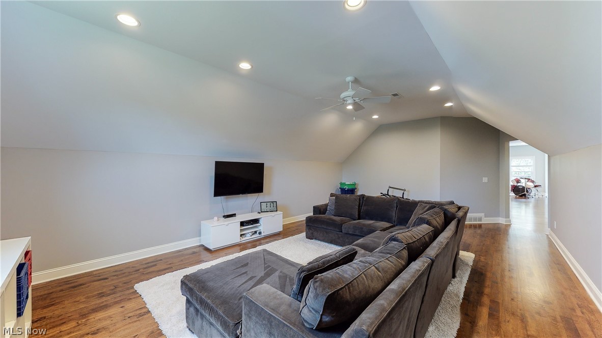 7555 Mystic Ridge Road Chagrin Falls, OH 44023 - Photo 25 of 35 Gallery Image 25
