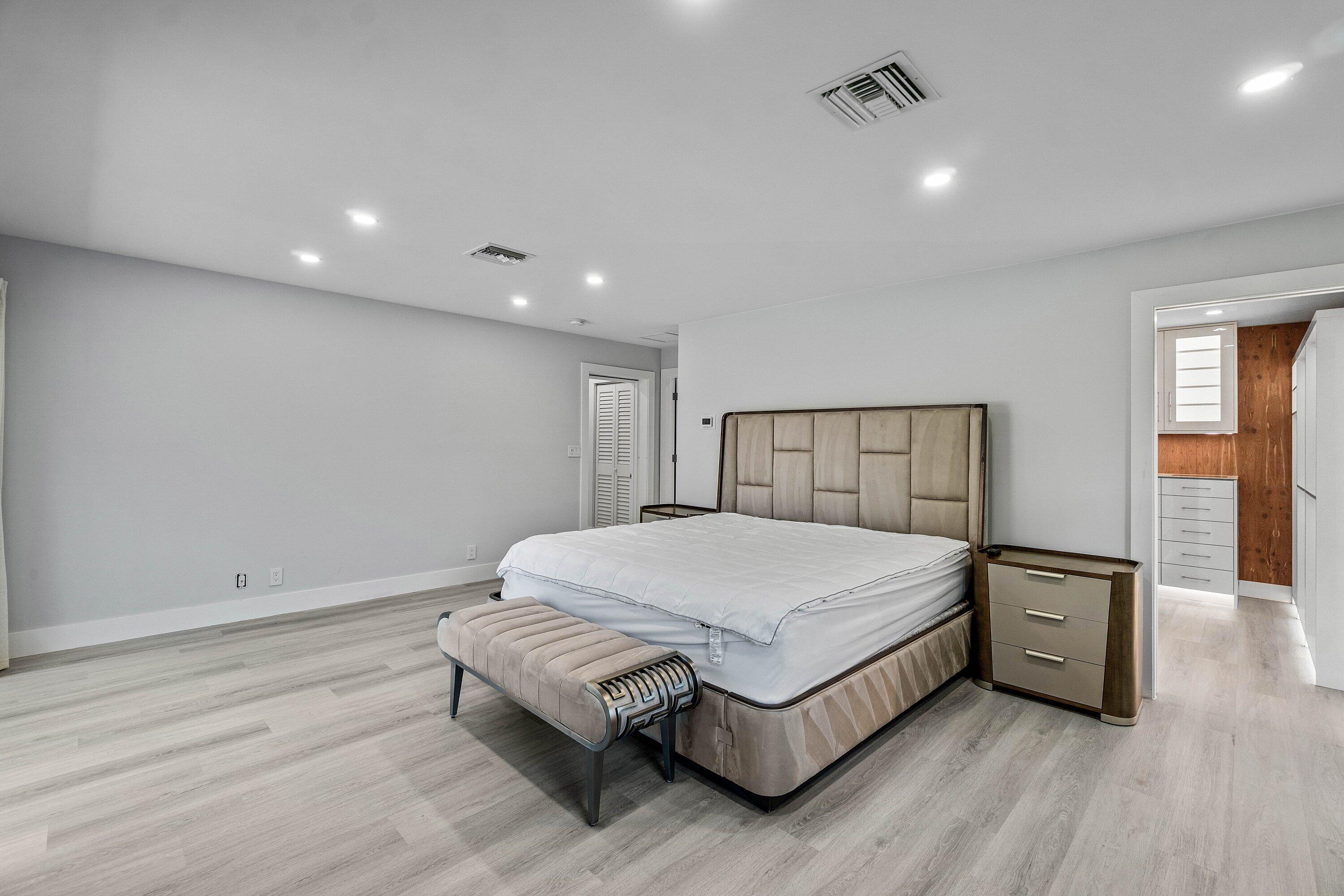 820 Southwest 16th Street Boca Raton, FL 33486 - Photo 25 of 44 029-820Southwest16thStreet-BocaRaton-FL-