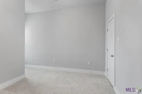 $279,900 | 9562 Creekview Drive, Baton Rouge, LA 70836