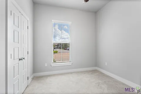 $279,900 | 9562 Creekview Drive, Baton Rouge, LA 70836