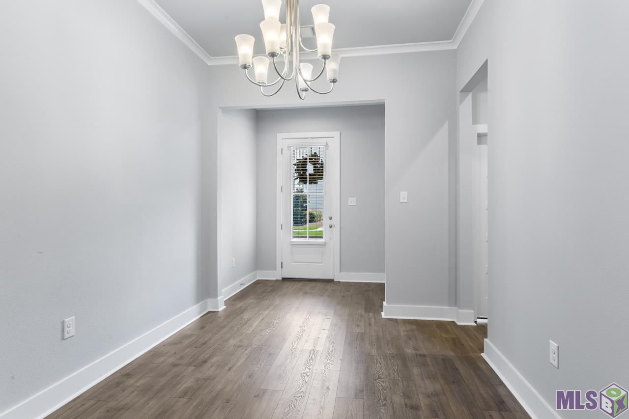 9562 Creekview Drive Baton Rouge, LA 70836 - Photo 2 of 16