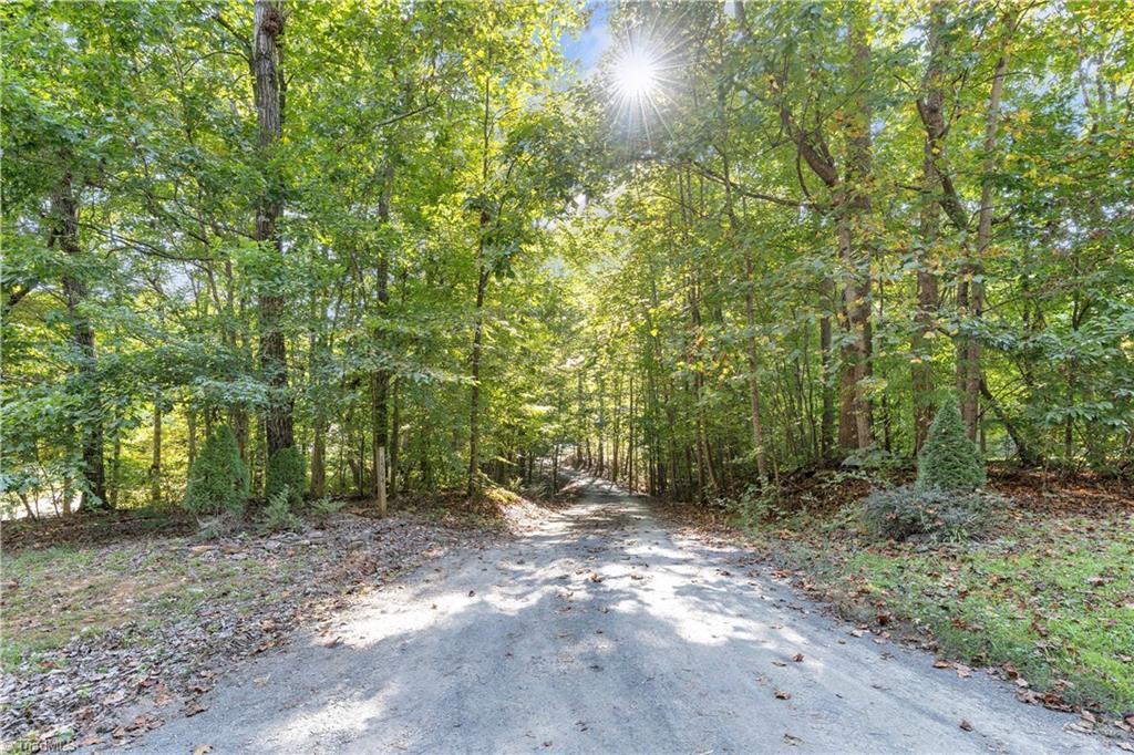 1564 Walker Road Asheboro, NC 27205 - Photo 2 of 41