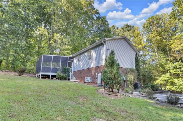$299,900 | 1564 Walker Road, Asheboro, NC 27205