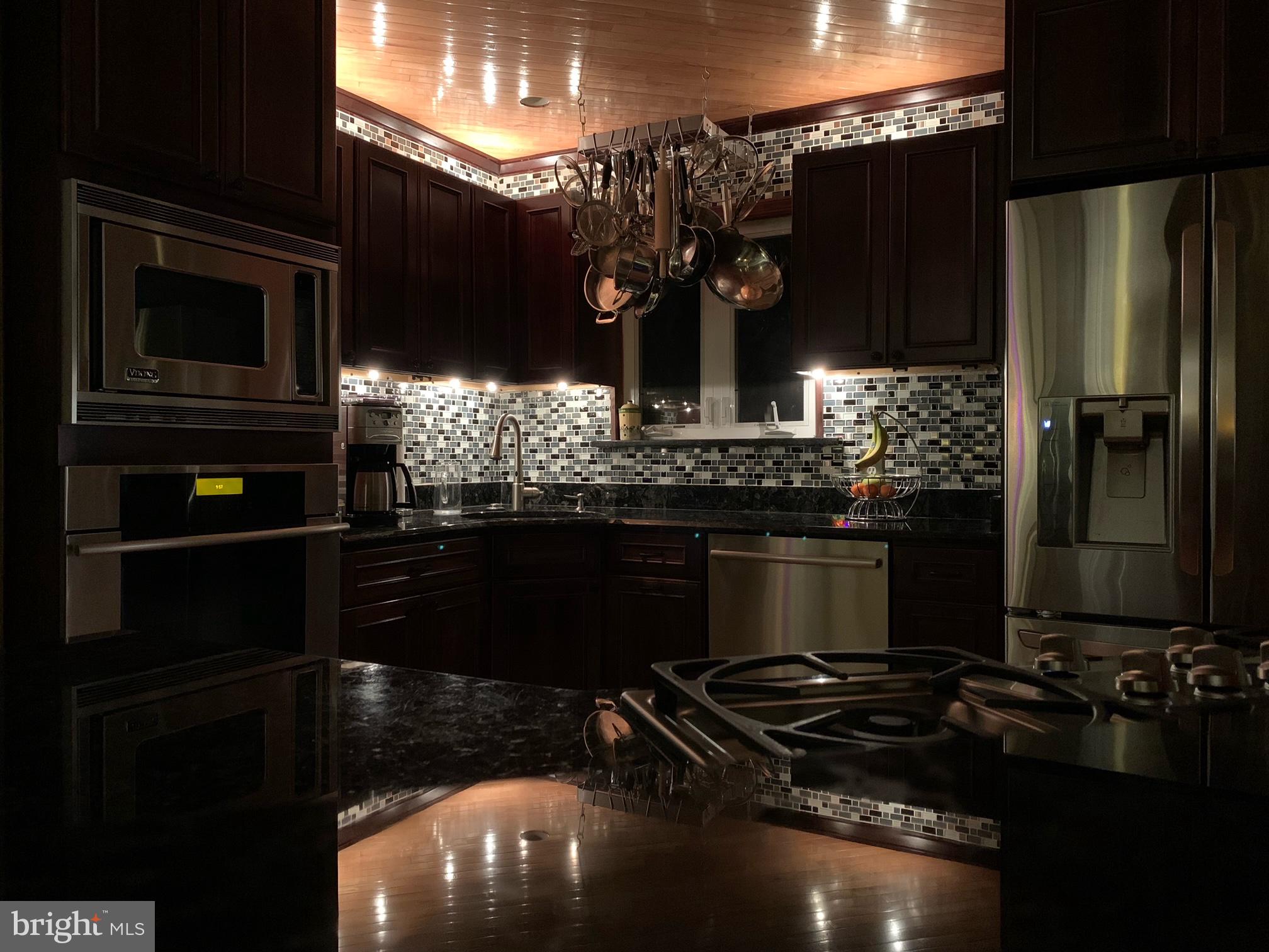 6904 Inverness Drive Springfield, VA 22150 - Photo 12 of 54 Under and Over Cabinetry Lighting