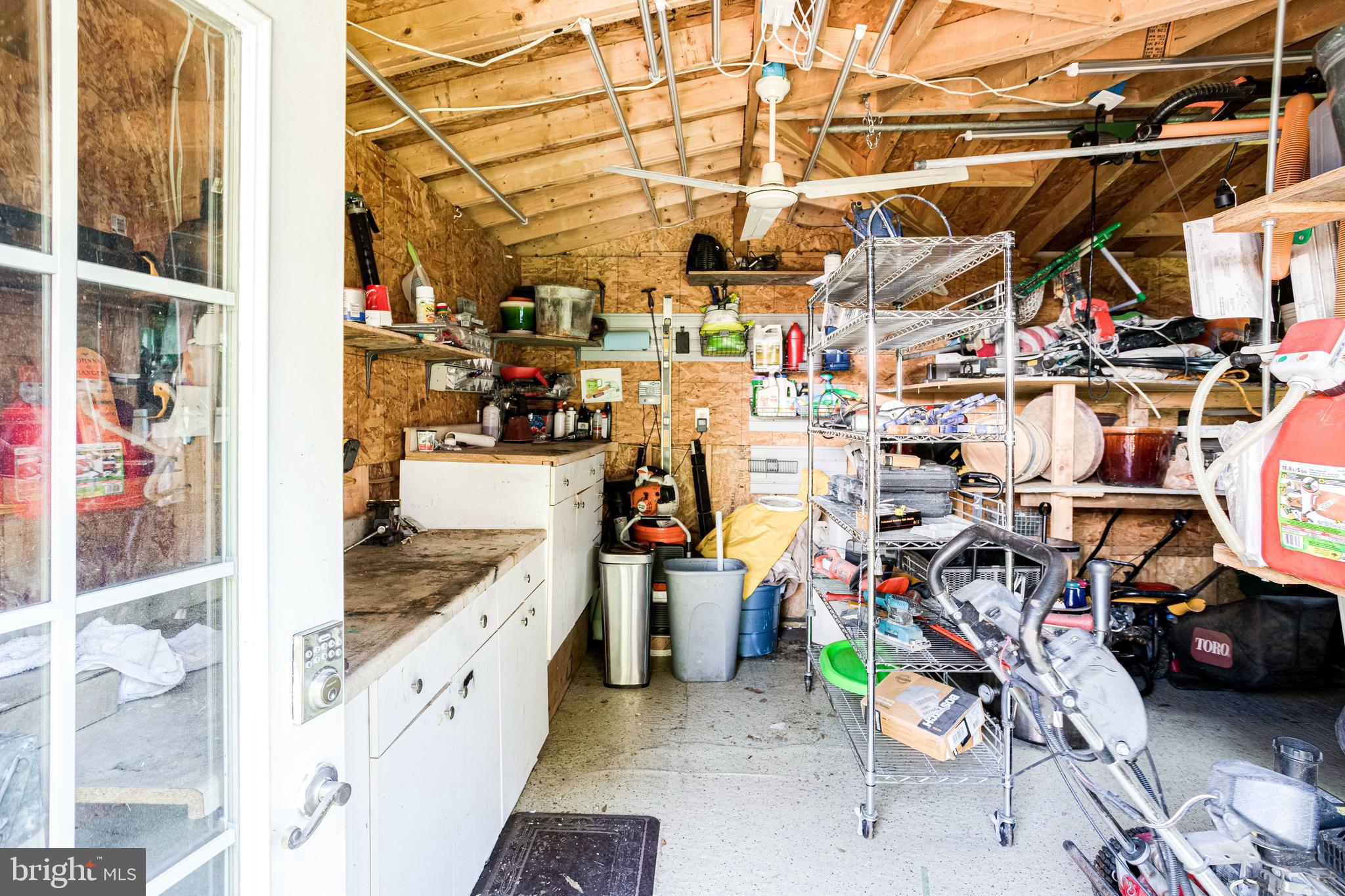 6904 Inverness Drive Springfield, VA 22150 - Photo 30 of 54 Workshop/Storage Shed