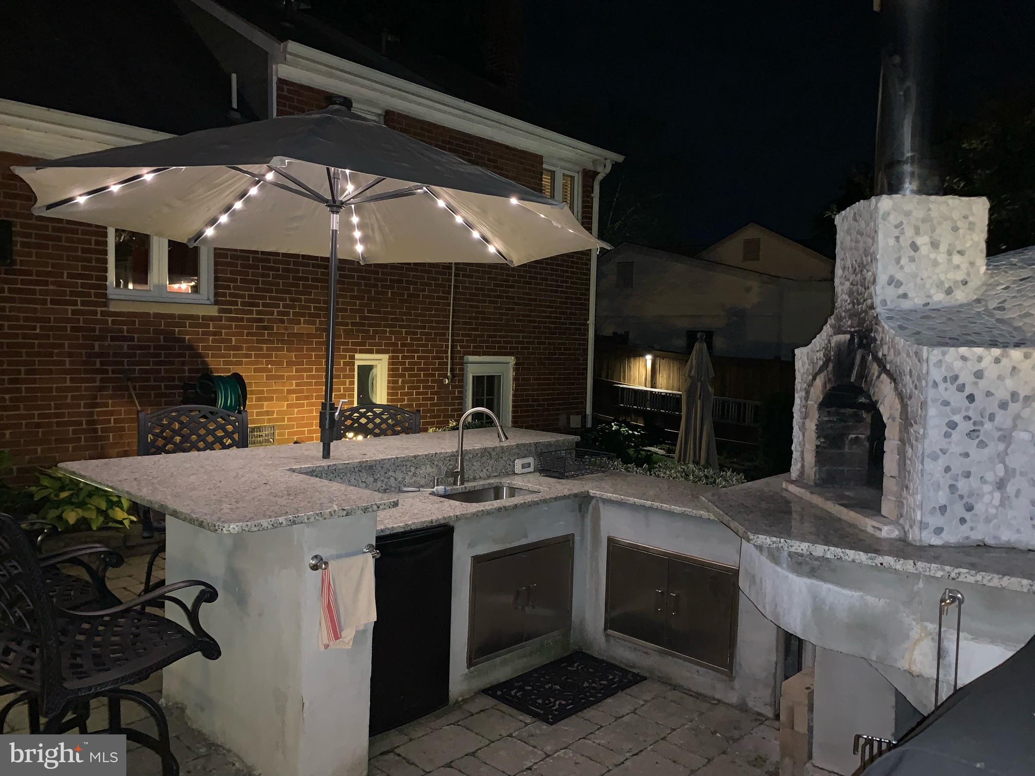 6904 Inverness Drive Springfield, VA 22150 - Photo 52 of 54 Solar Umbrella