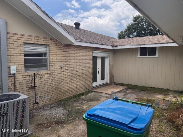 15044 Dedeaux Road Gulfport, MS 39503 - Photo 16 of 16 Courtyard