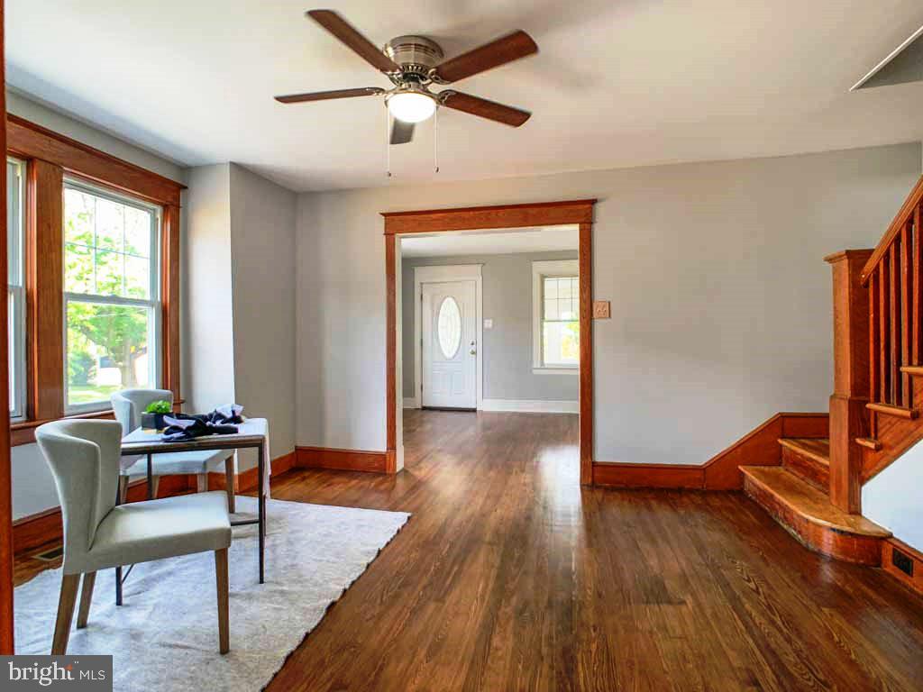 324 Durham Road Langhorne, PA 19047 - Photo 12 of 40 Dining Room