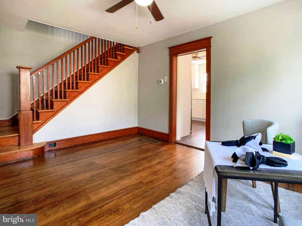 324 Durham Road Langhorne, PA 19047 - Photo 13 of 40 Dining Room