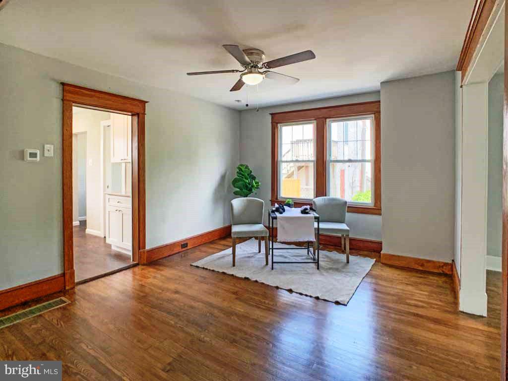 324 Durham Road Langhorne, PA 19047 - Photo 14 of 40 Dining Room