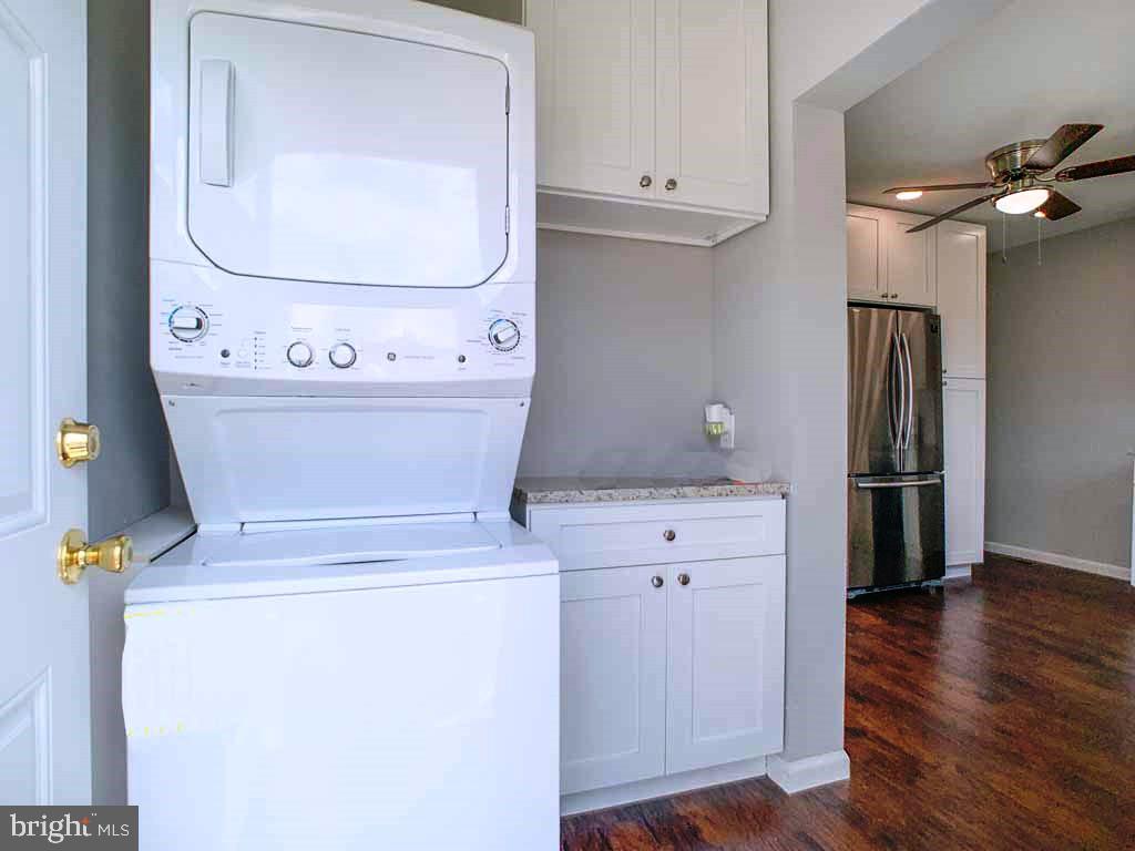 324 Durham Road Langhorne, PA 19047 - Photo 21 of 40 Laundry Room