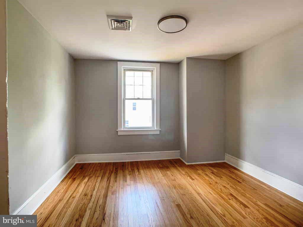 324 Durham Road Langhorne, PA 19047 - Photo 26 of 40 Bedroom 2