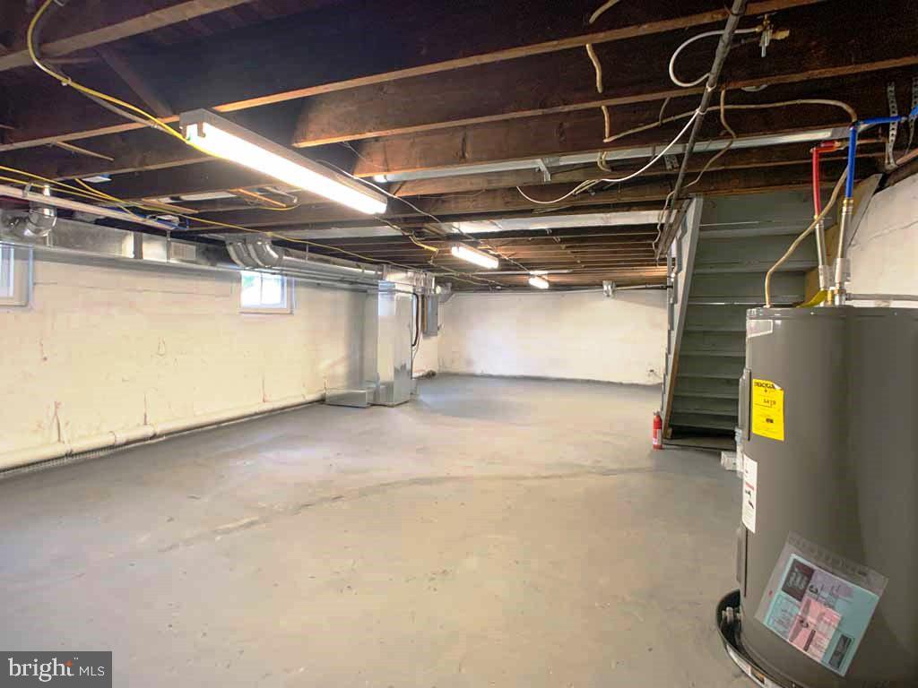 324 Durham Road Langhorne, PA 19047 - Photo 33 of 40 Basement