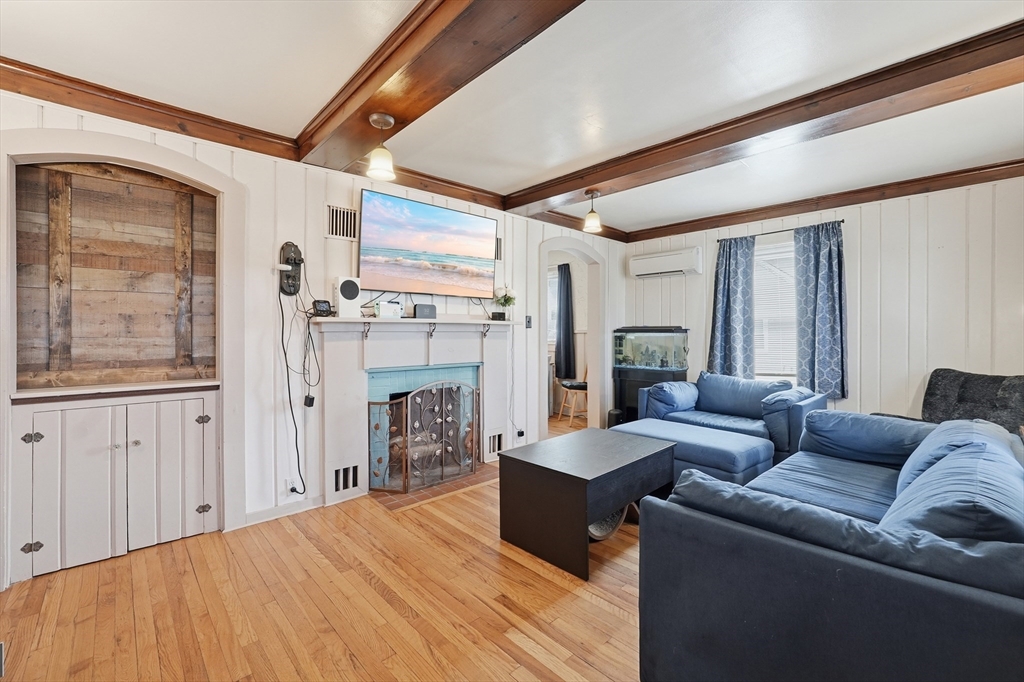 14 Bellevue Avenue Ware, MA 01082 - Photo 5 of 42