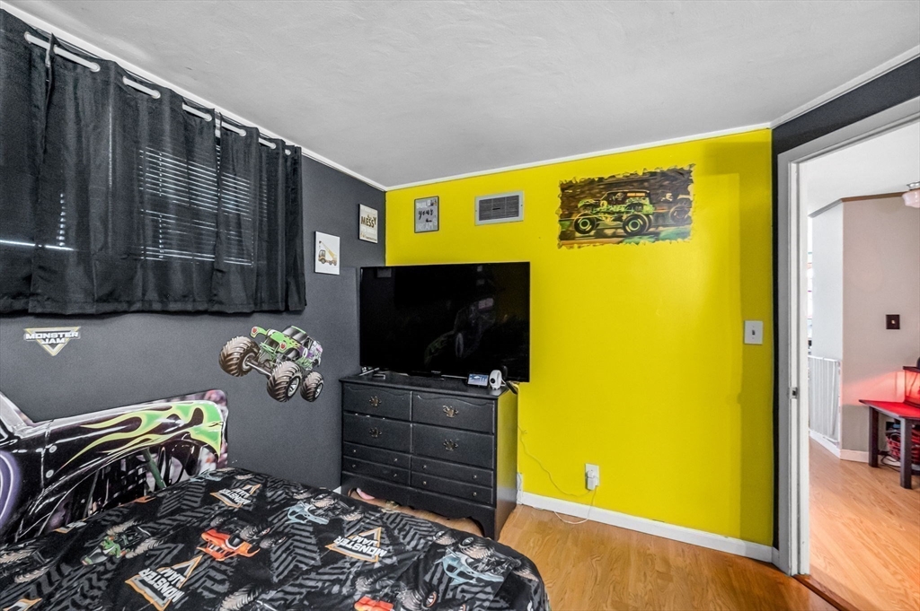 87 Wakefield Street Springfield, MA 01151 - Photo 20 of 39 Gallery Image 20
