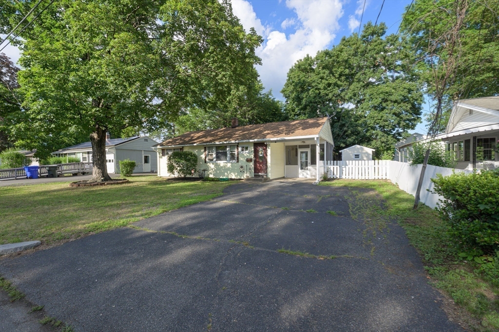 87 Wakefield Street Springfield, MA 01151 - Photo 29 of 39 Gallery Image 29