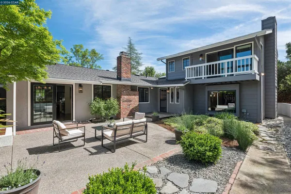 $1,849,000 | 284 Scofield Drive, Moraga, CA 94556