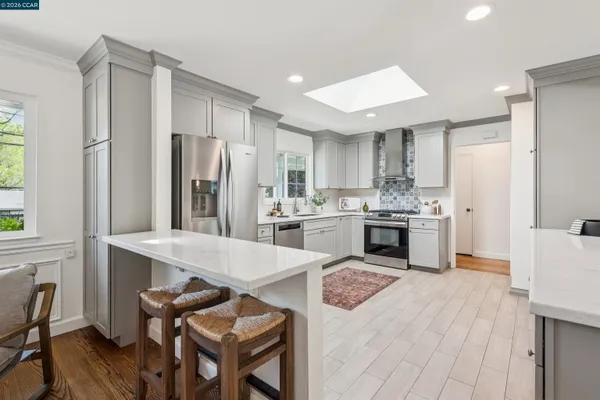 $1,849,000 | 284 Scofield Drive, Moraga, CA 94556