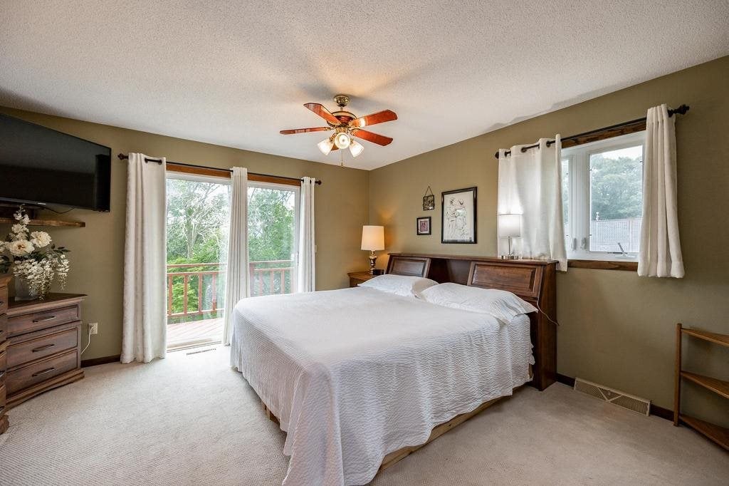 2143 Lakeview Ridge Drive Northeast Solon, IA 52333 - Photo 22 of 59 Gallery Image 22