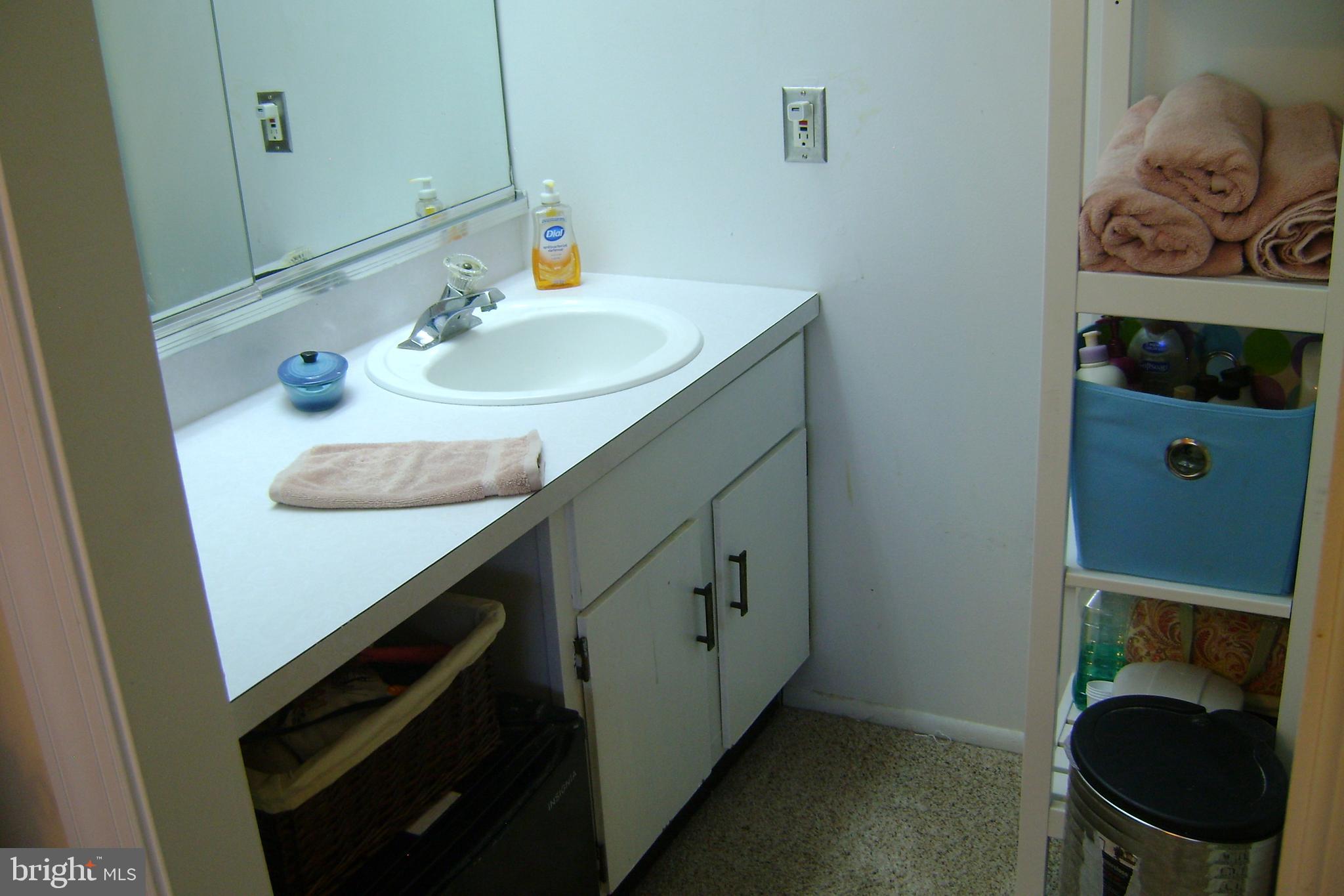 550 North York Road, Unit 13B Hatboro, PA 19040 - Photo 28 of 42
