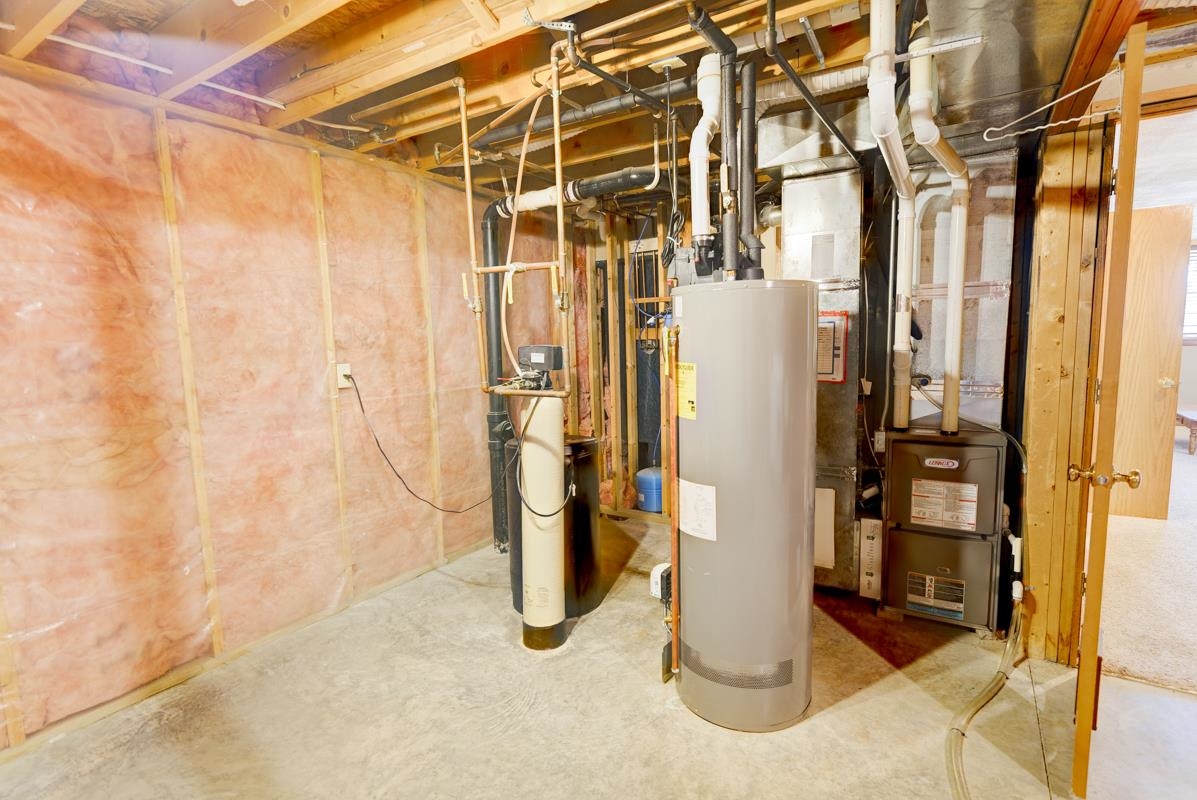 403 Hanson Road Stoughton, WI 53589 - Photo 21 of 30