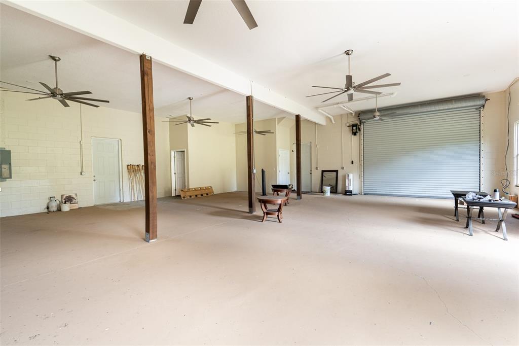 18301 South Obrien Road Groveland, FL 34736 - Photo 25 of 35 a view of a room with gym equipment