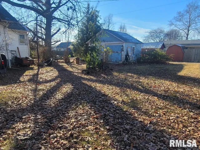 $69,900 | 511 Southeast 4th Street, Fairfield, IL 62837