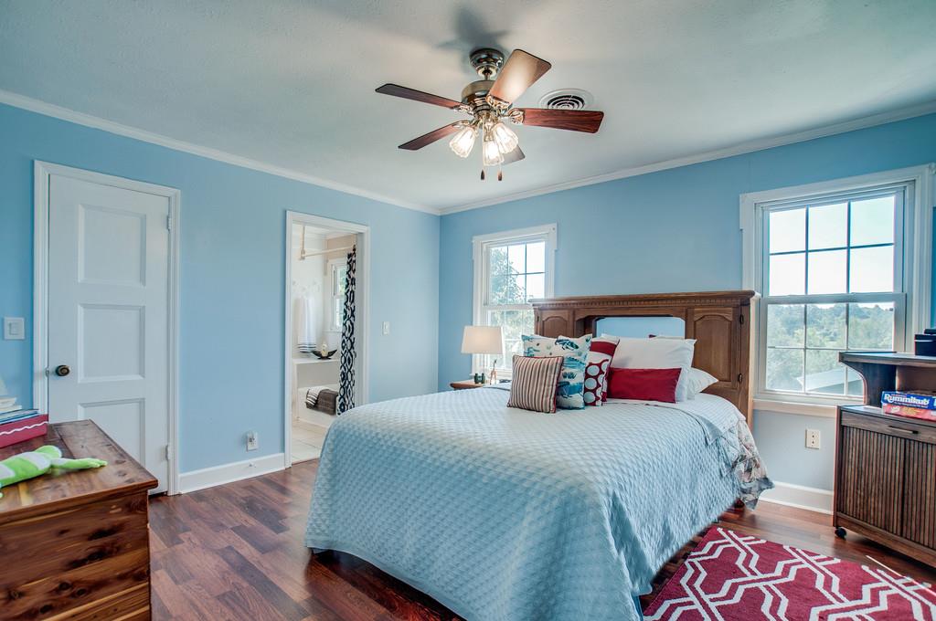 2052 Ridgecrest Circle Dickson, TN 37055 - Photo 22 of 30 15x12 bedroom with Jack & Jill bath.