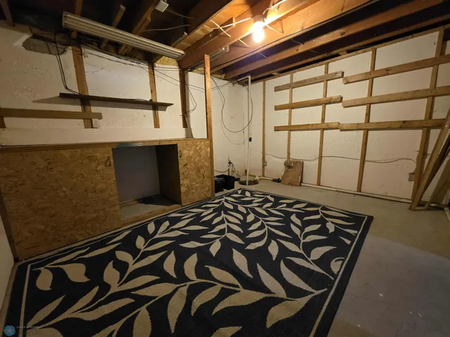 $220,000 | 2411 Country Club Parkway, Moorhead, MN 56560